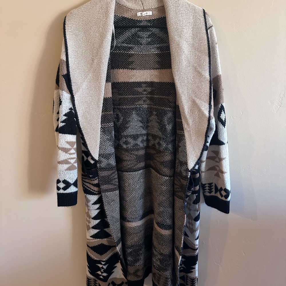 Maurices Black and Cream Geometric Cardigan